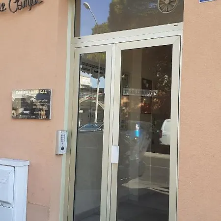 50 M2 - Le Port, דירה