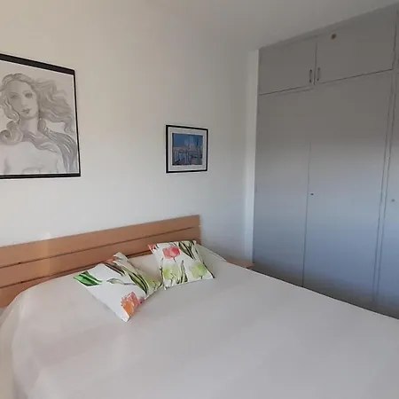 50 M2 - Le Port, Appartement Hyères