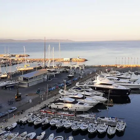 50 M2 - Le Port, * 히에레