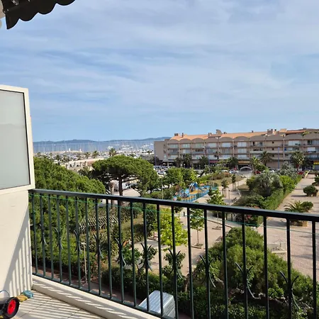 50 M2 - Le Port, Apartment *
