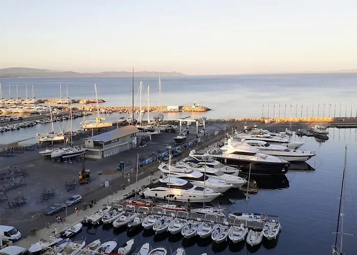 50 M2 - Le Port, * Hyères