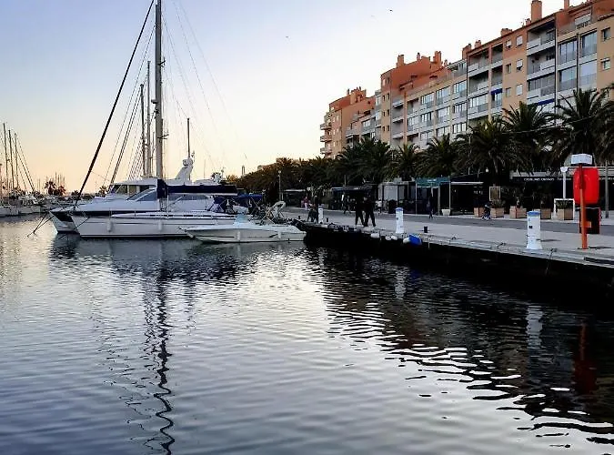 50 M2 - Le Port, Lejlighed Hyères