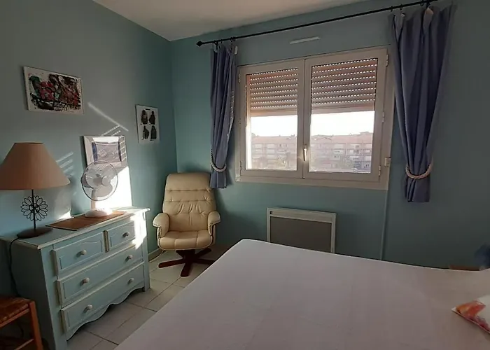 50 M2 - Le Port, Lejlighed Hyères