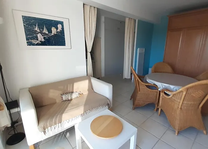 50 M2 - Le Port, Hyères